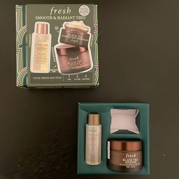 Skincare Bundle - Picture 4 of 16